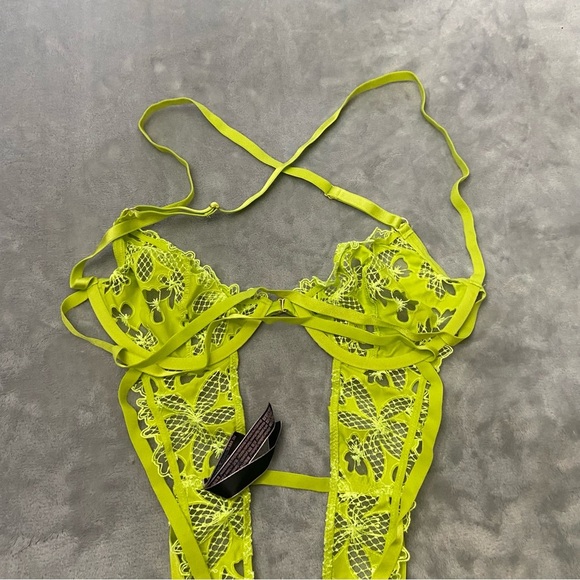 New! Victoria's Secret Tease Floral Embroidery Crotchless Teddy 4310 - Picture 6 of 8